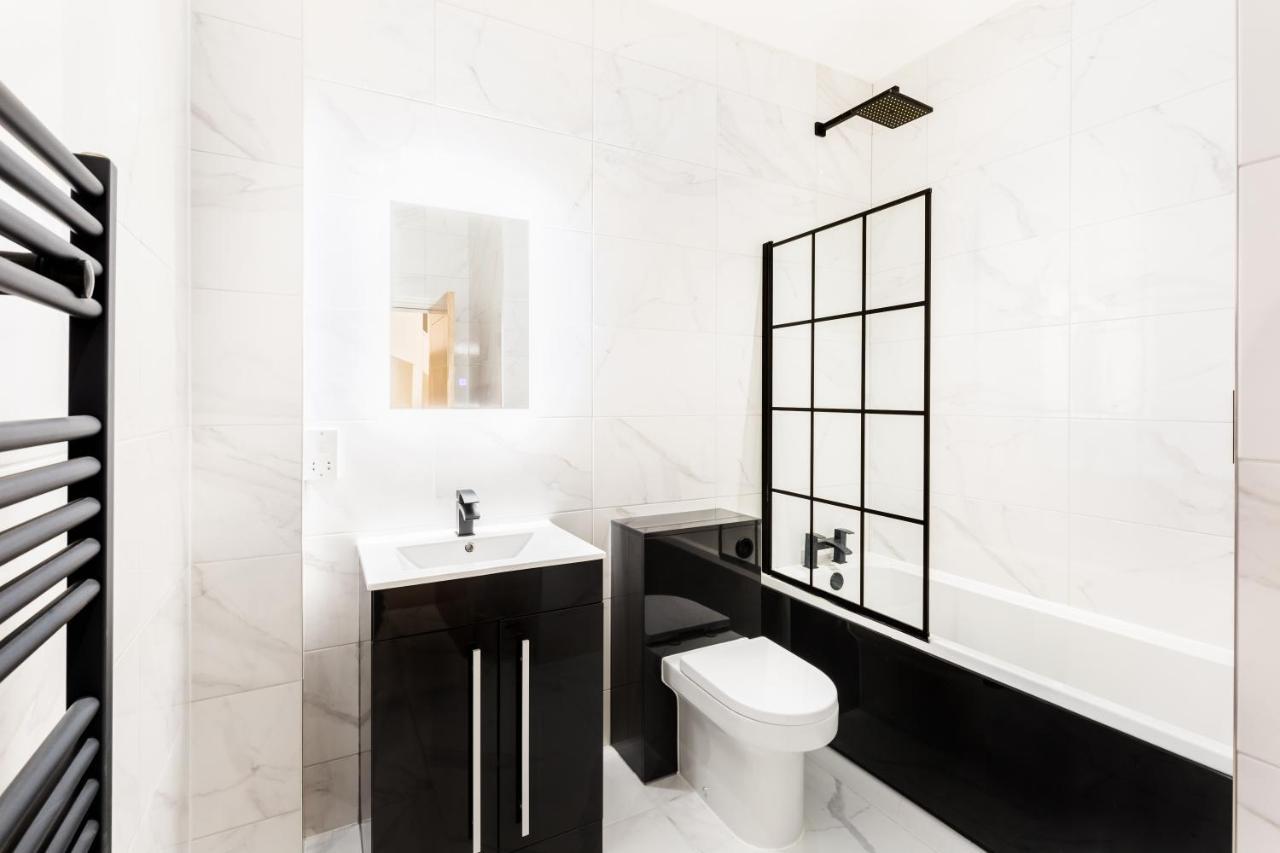 Sydenham Place - Birmingham City Centre Jewellery Quarter - A Trio Of Premium High End Town/Penthouses - 4 Bedrooms & Secure Ev Parking Bagian luar foto
